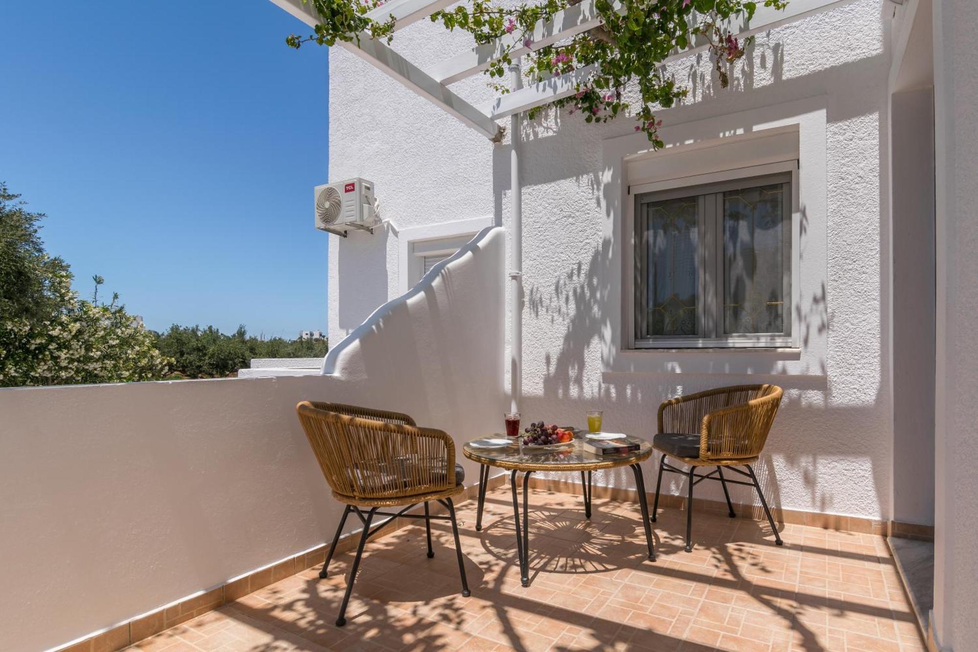 Pergola Hotel Полония Екстериор снимка