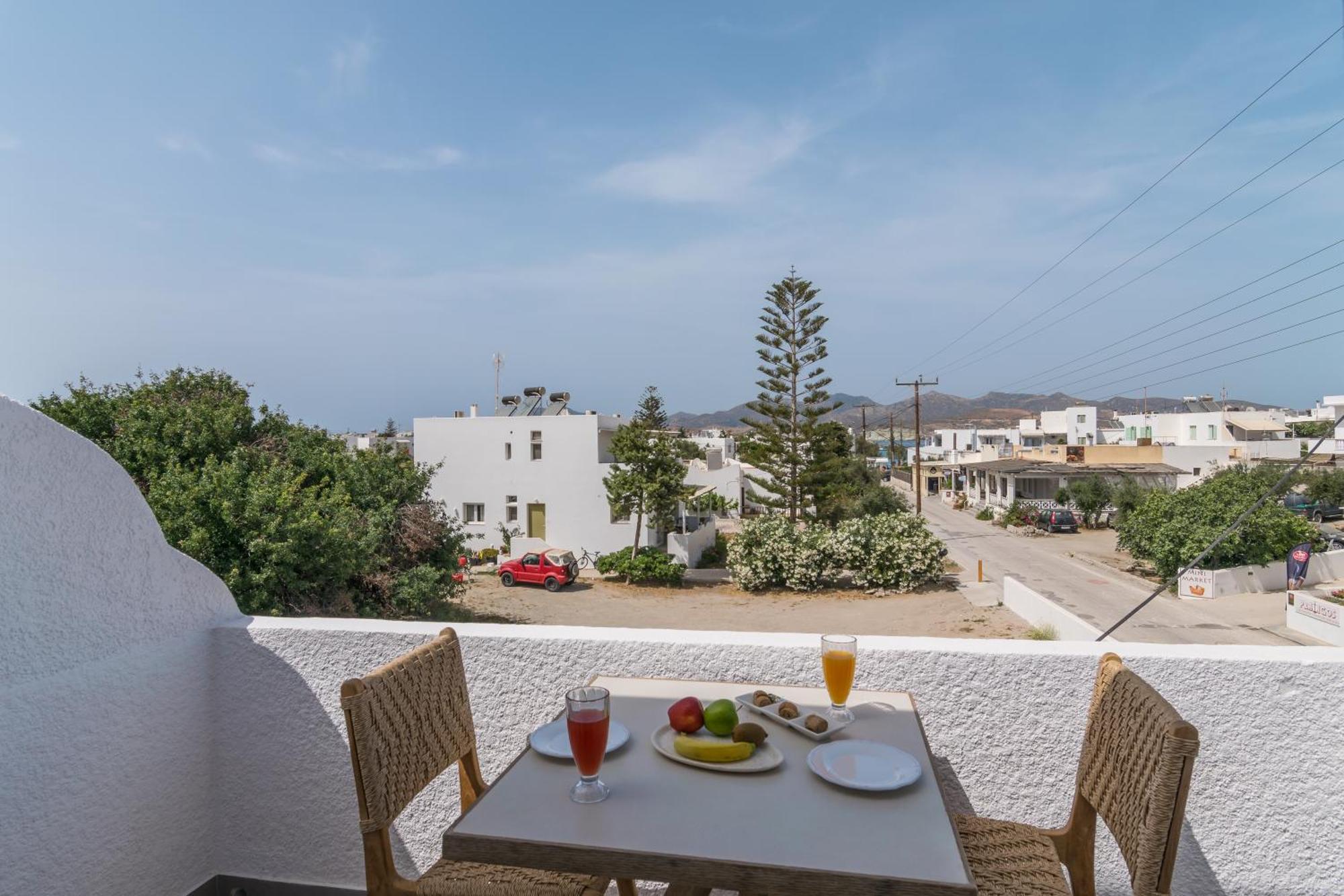 Pergola Hotel Полония Екстериор снимка
